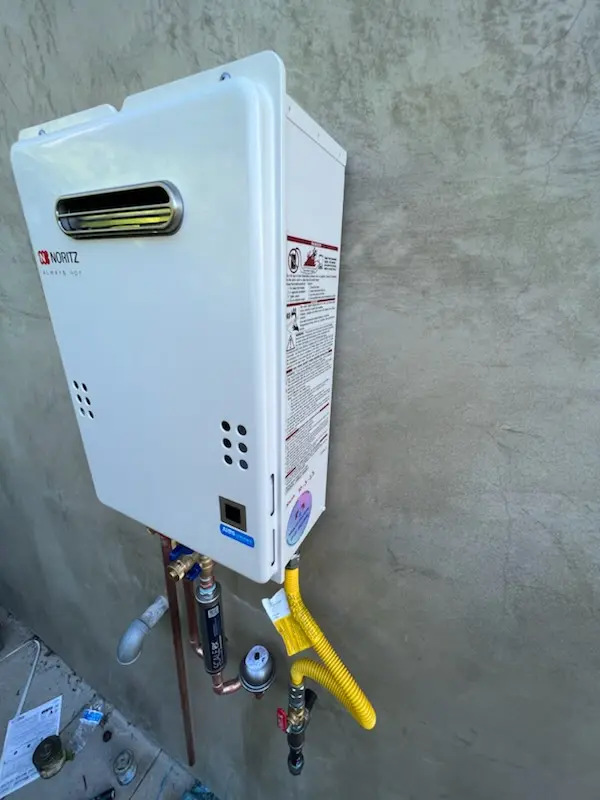 Tankless water heater installation for Coral Gables Estates homes